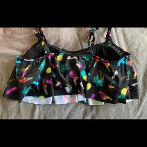 Torrid bathing suit top size 2